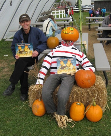 Ron at Noggins Corner Farm Market